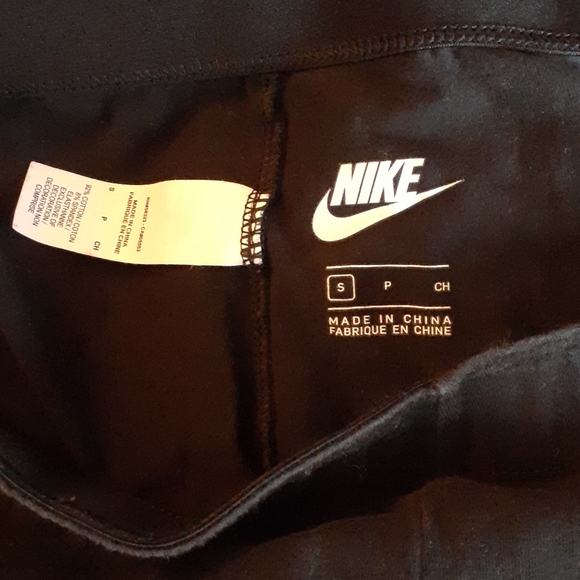 Nike womens black cotton leggings - Picture 3 of 3